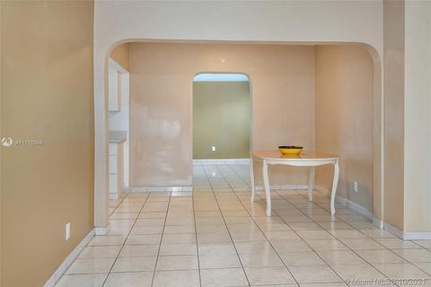 2801 SW 16th St, Miami, FL 33145 photo 6