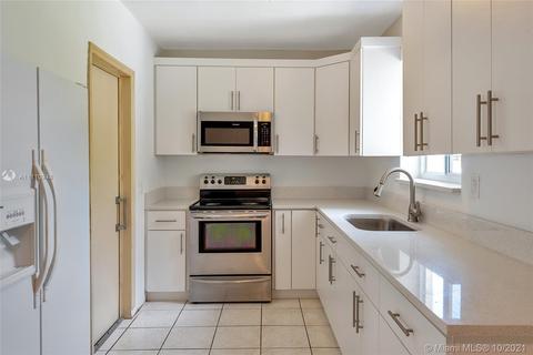 2801 SW 16th St, Miami, FL 33145 photo 10