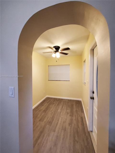 281 E 55th St, Hialeah, FL 33013 photo 21