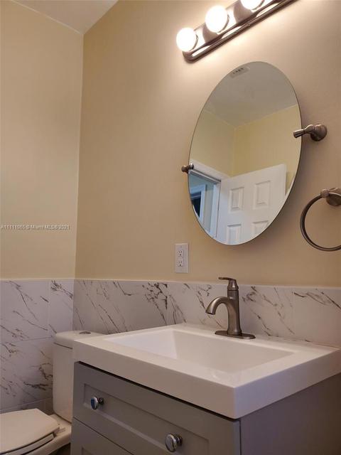 281 E 55th St, Hialeah, FL 33013 photo 37