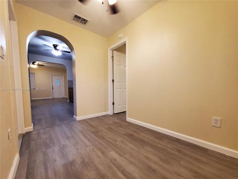 281 E 55th St, Hialeah, FL 33013 photo 19