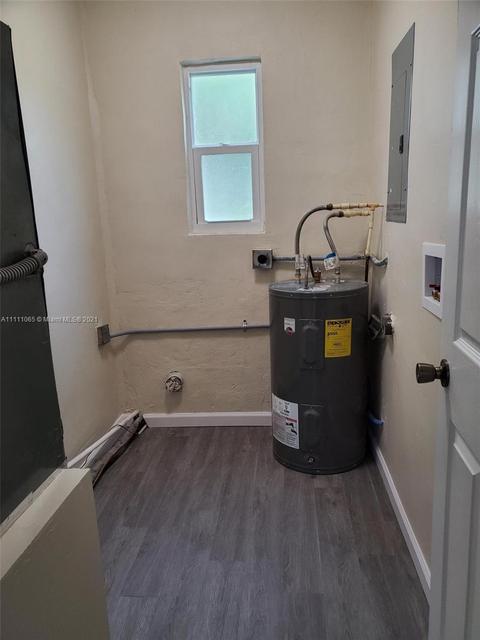 281 E 55th St, Hialeah, FL 33013 photo 39