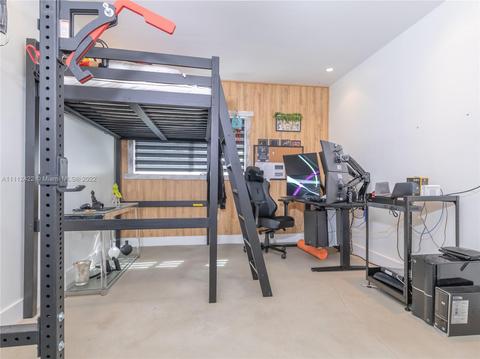 6423 E 6th Ave, Hialeah, FL 33013 photo 30