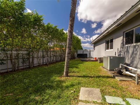 6423 E 6th Ave, Hialeah, FL 33013 photo 17