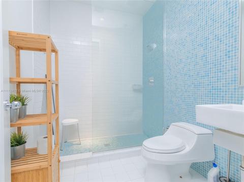 6423 E 6th Ave, Hialeah, FL 33013 photo 29