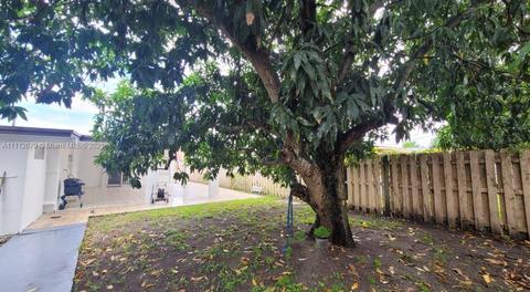 42 E 11th St, Hialeah, FL 33010 photo 9