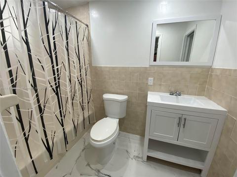 3991 E 10th Ave, Hialeah, FL 33013 photo 10