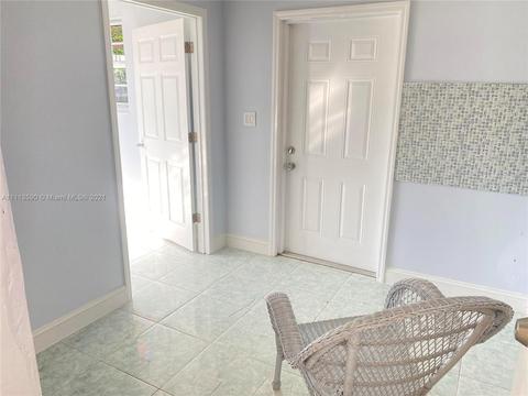 3991 E 10th Ave, Hialeah, FL 33013 photo 15
