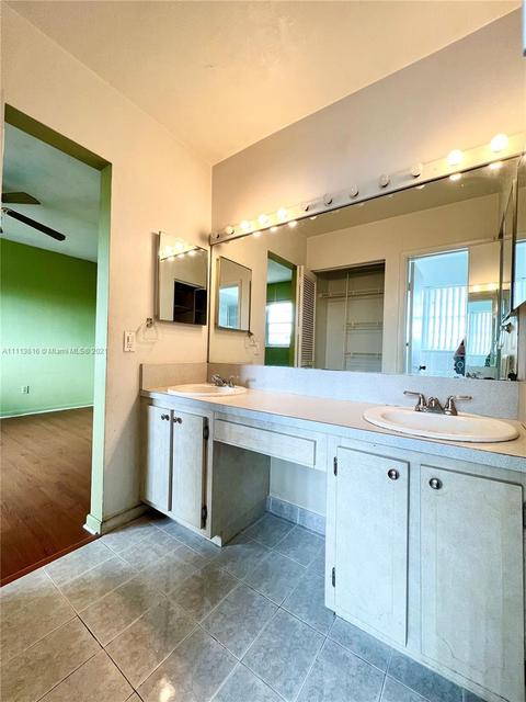 7065 W 3rd Ave, Hialeah, FL 33014 photo 12