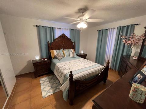 182 E 52nd Pl, Hialeah, FL 33013 photo 21