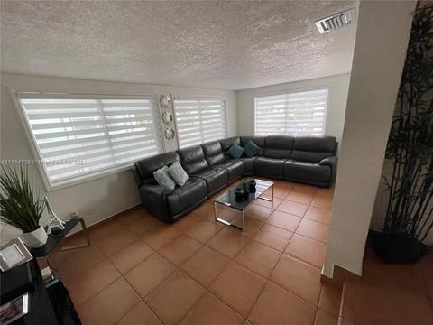 182 E 52nd Pl, Hialeah, FL 33013 photo 16