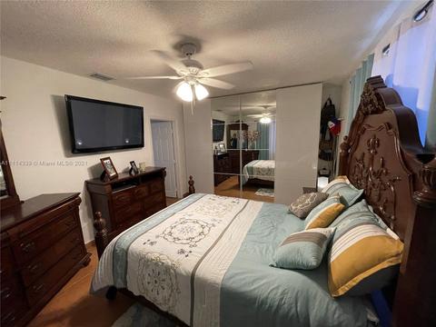 182 E 52nd Pl, Hialeah, FL 33013 photo 22