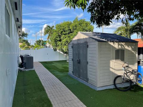 182 E 52nd Pl, Hialeah, FL 33013 photo 8