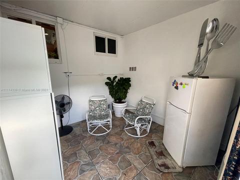 182 E 52nd Pl, Hialeah, FL 33013 photo 31