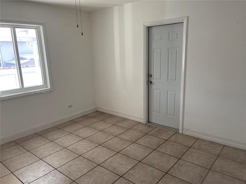 182 E 52nd Pl, Hialeah, FL 33013 photo 28