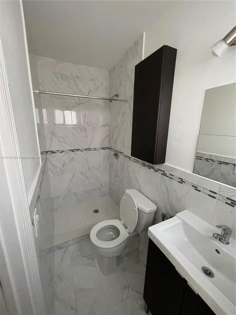 182 E 52nd Pl, Hialeah, FL 33013 photo 24