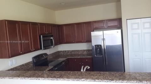 8630 W 33rd Ave, Hialeah, FL 33018 photo 4