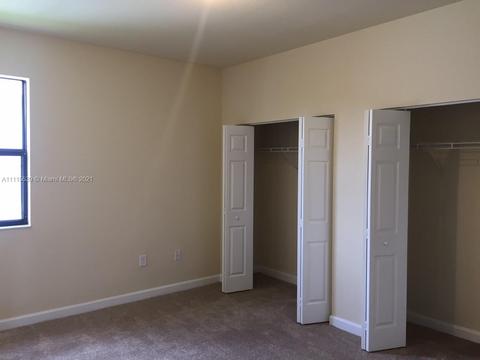 8630 W 33rd Ave, Hialeah, FL 33018 photo 7