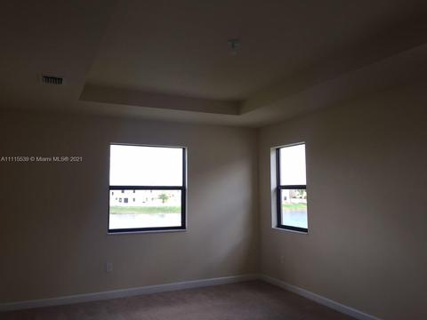 8630 W 33rd Ave, Hialeah, FL 33018 photo 18