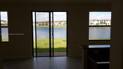 8630 W 33rd Ave, Hialeah, FL 33018 photo 13
