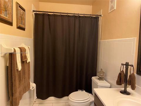 979 W 80th Pl, Hialeah, FL 33014 photo 34