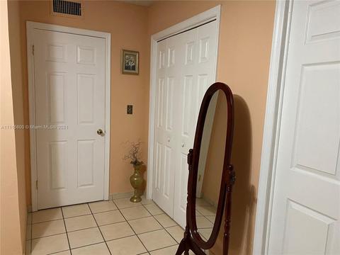 979 W 80th Pl, Hialeah, FL 33014 photo 32