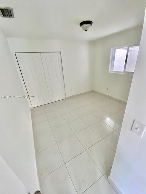 5532 W 27th Ave, Hialeah, FL 33016 photo 3