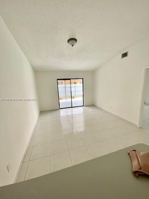 5532 W 27th Ave, Hialeah, FL 33016 photo 11