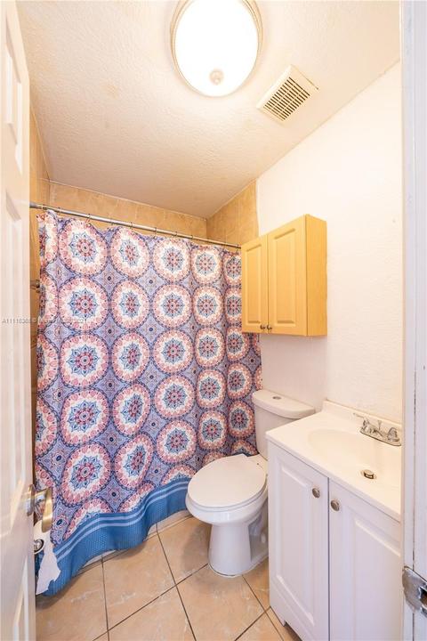 3440 E 10th Ave, Hialeah, FL 33013 photo 11