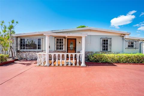 250 W 38th St, Hialeah, FL 33012 photo 2