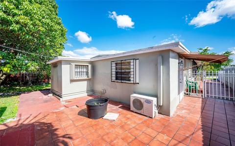 250 W 38th St, Hialeah, FL 33012 photo 4