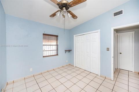 250 W 38th St, Hialeah, FL 33012 photo 18