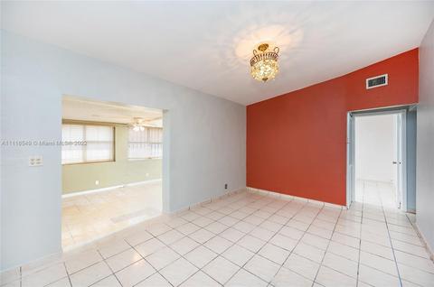 250 W 38th St, Hialeah, FL 33012 photo 10