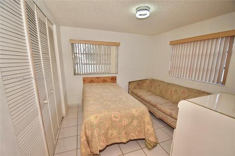 56 E 65th St, Hialeah, FL 33013 photo 17