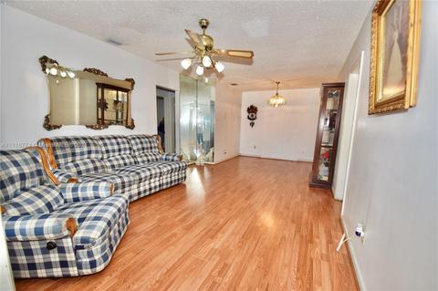 56 E 65th St, Hialeah, FL 33013 photo 5