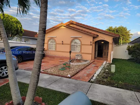 7755 W 34th Ln, Hialeah, FL 33018 photo 1