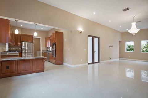 9556 Abbott Ave, Surfside, FL 33154 photo 11