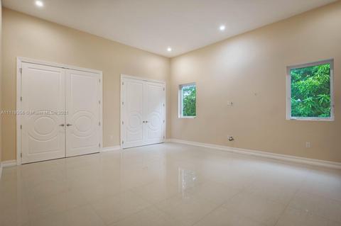 9556 Abbott Ave, Surfside, FL 33154 photo 9