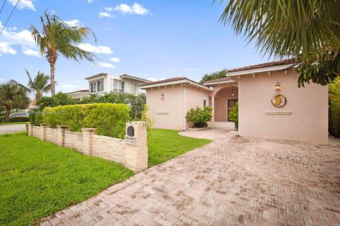 9556 Abbott Ave, Surfside, FL 33154 photo 2