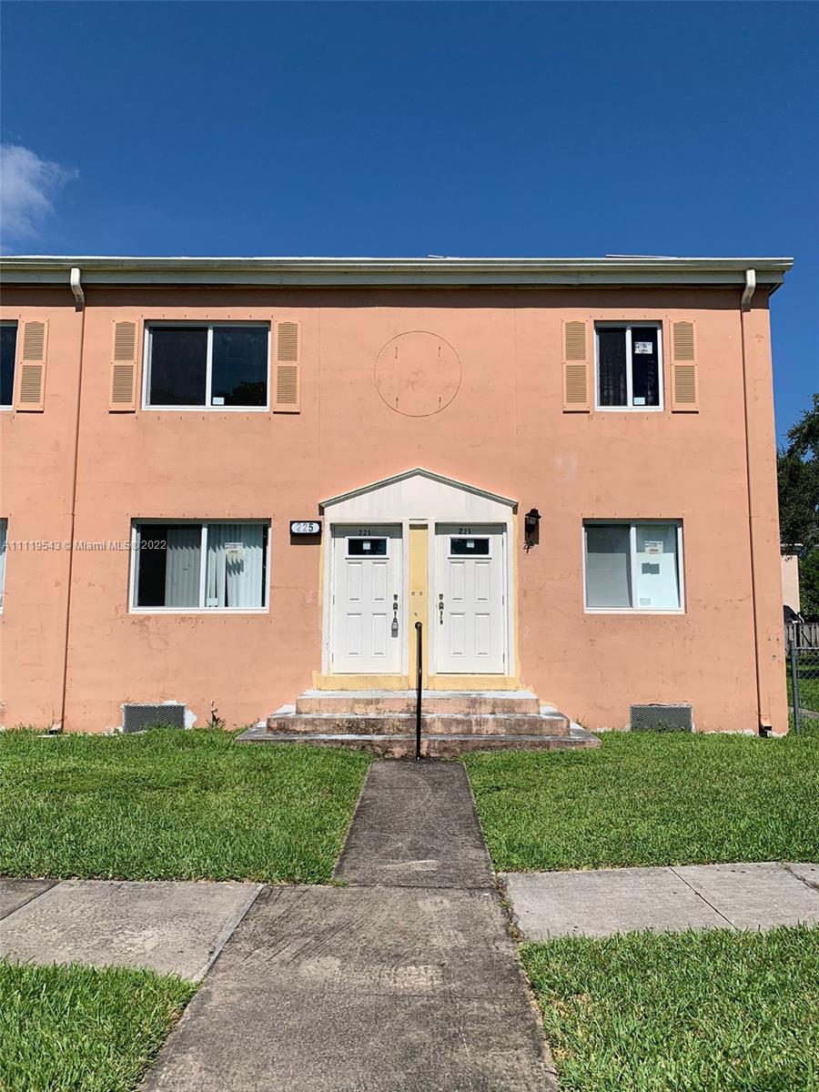 225 NW 84th Ter Unit 225