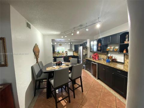 617 E 30th St, Hialeah, FL 33013 photo 4
