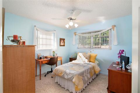 259 E 19th St, Hialeah, FL 33010 photo 16
