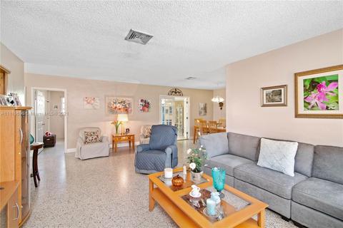 259 E 19th St, Hialeah, FL 33010 photo 3