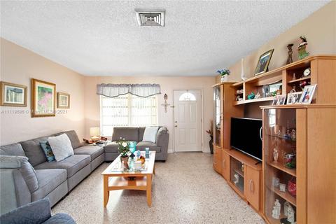 259 E 19th St, Hialeah, FL 33010 photo 4