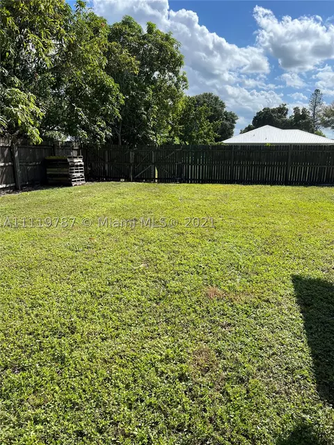 500 508 520 Central Ave, Clewiston, FL 33440 photo 1