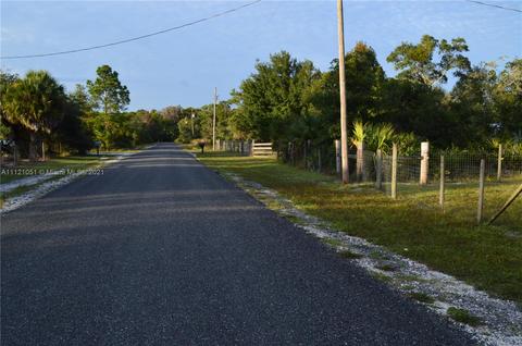 5785 E Tangerine, Okeechobee, FL 34972 photo 15