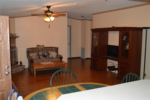 5785 E Tangerine, Okeechobee, FL 34972 photo 8