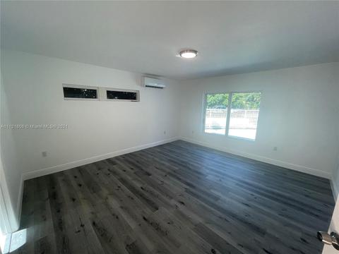 710 E 13th St, Hialeah, FL 33010 photo 15