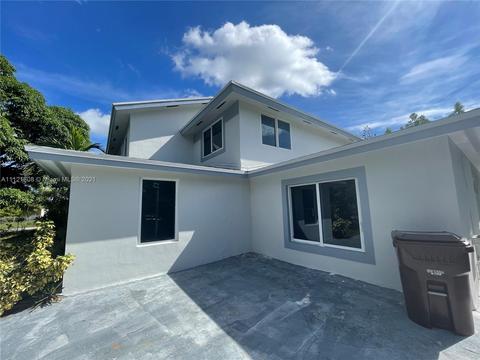710 E 13th St, Hialeah, FL 33010 photo 1