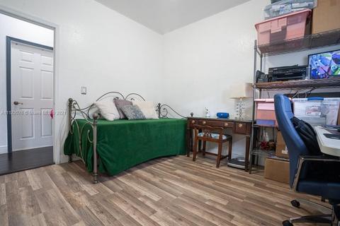 19980 NW 78th Path, Hialeah, FL 33015 photo 24